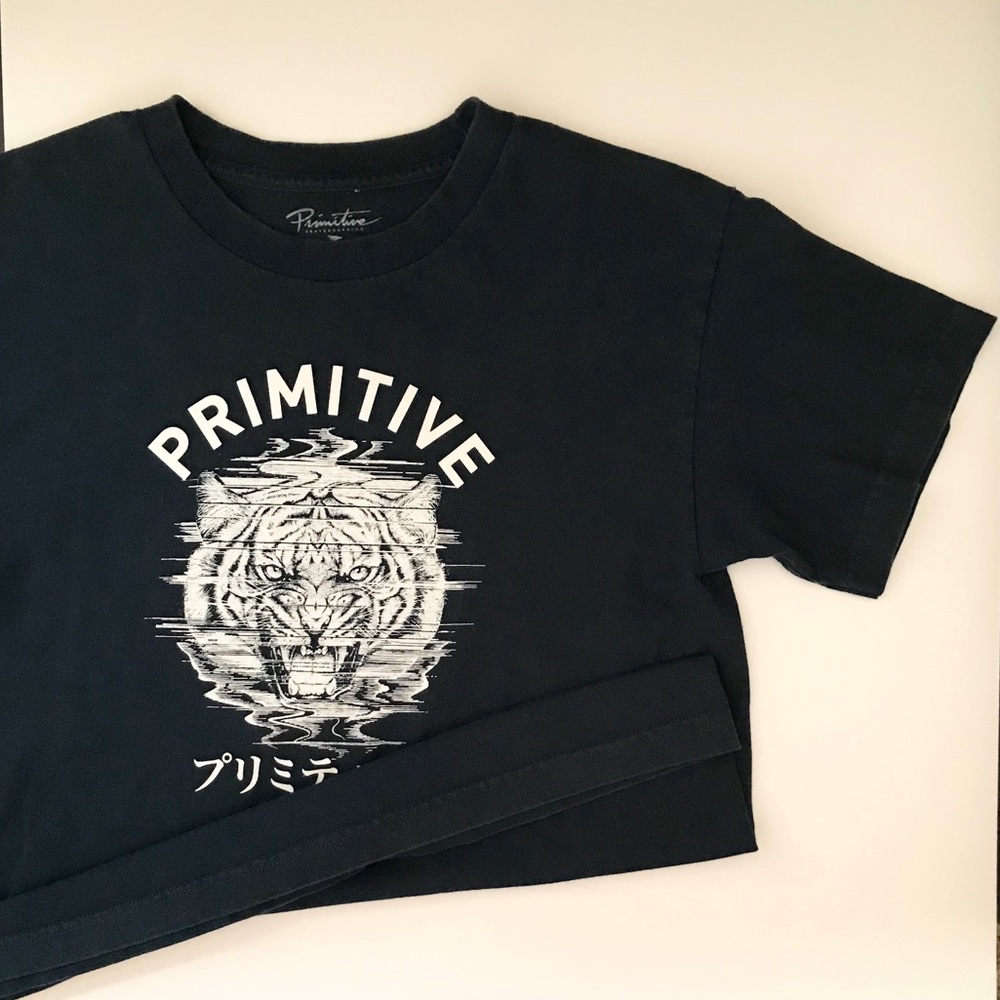 Boys Primitive tee size large (10-12)